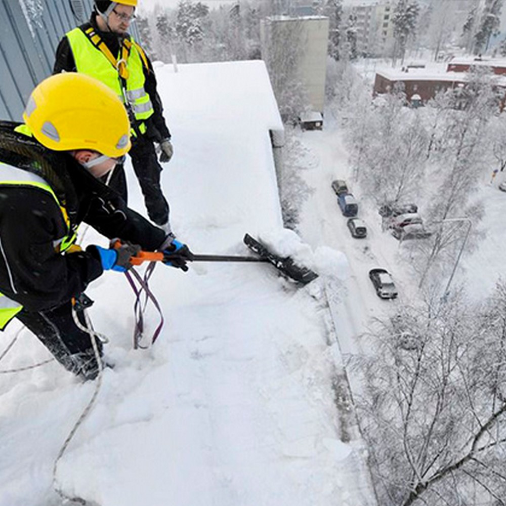 TEOSTAME TÖÖD

 	Lumekoristus katuselt ning jääpurikate eemaldamine